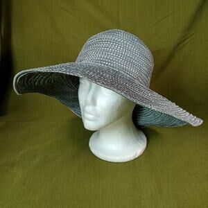 Wallaroo Scrunchie Sun Hat Women Gray Polka Dot Packable Travel Wide Brim